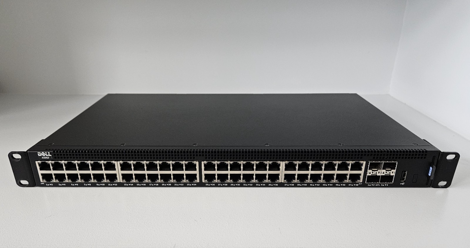 Dell X1052 48-Port Smart-Managed Gigabit Ethernet Switch 10GbE SFP+ Rack Mounts