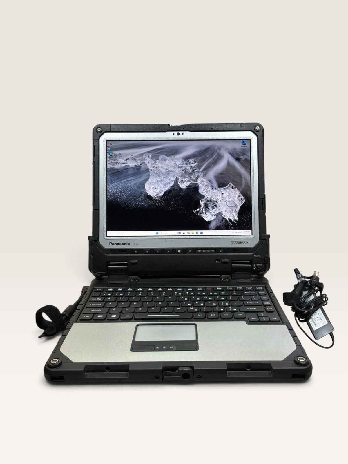 Toughbook Panasonic CF-33 I5-6300U 8GB RAM 256GB SSD Win11P W/CHARGER