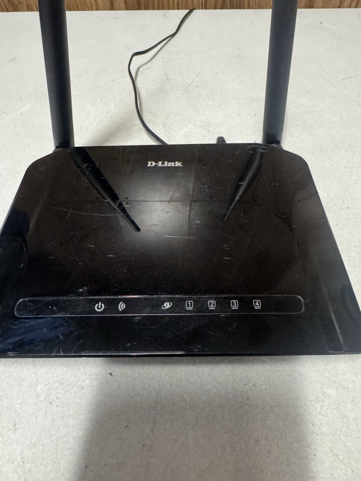 D-Link DIR-615 Wireless N Router 300Mbps 4-Port Ethernet