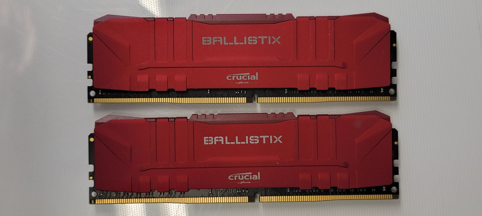 CRUCIAL BALLISTIX 32GB (2X16GB) DDR4 3000MHz BL16G30C15U4R.16FE MEMORY