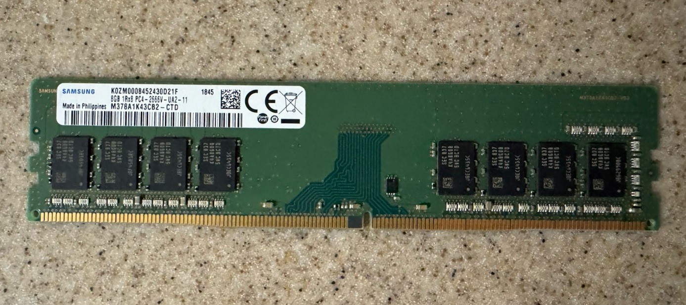 Samsung 8GB DDR4 2666 NON-ECC UDIMM RAM PC4-2666V-ED2 M378A1K43CB2-CTD