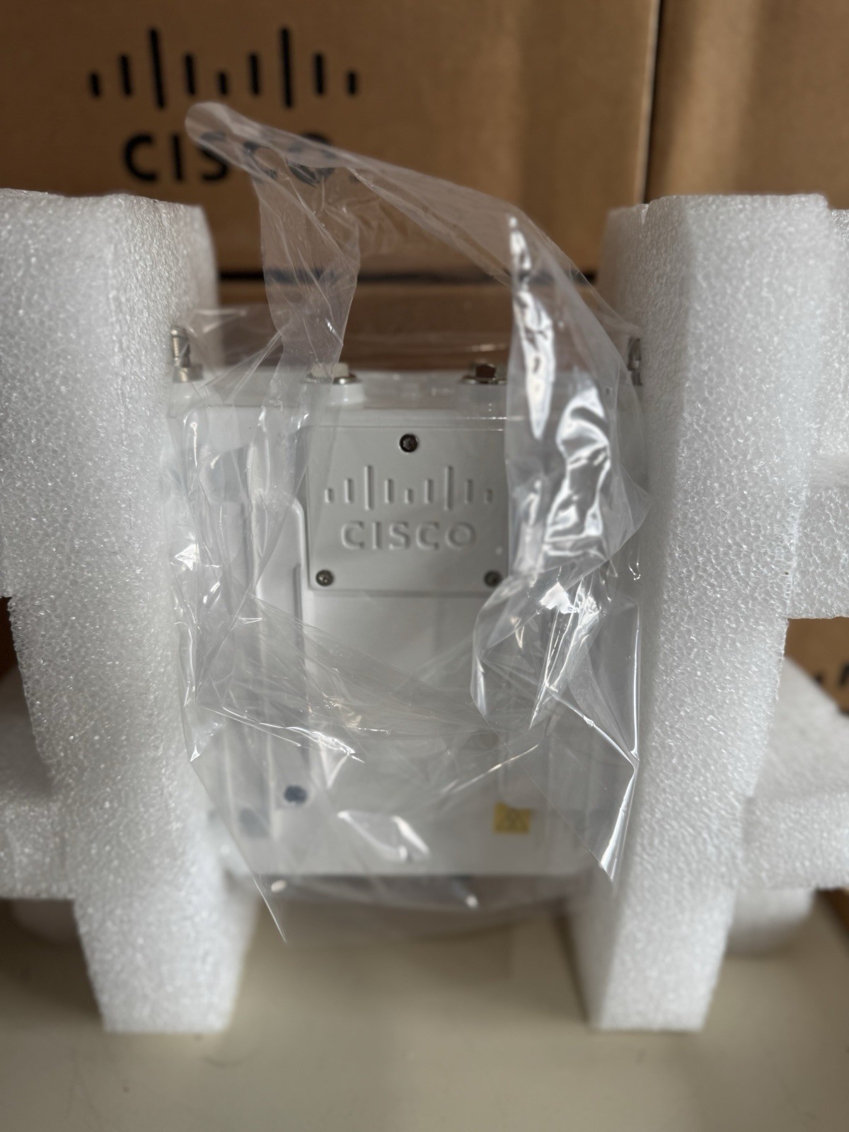 Cisco IW3702-2E-B-K9 Industrial Wireless Access Point AP Outdoor IP67