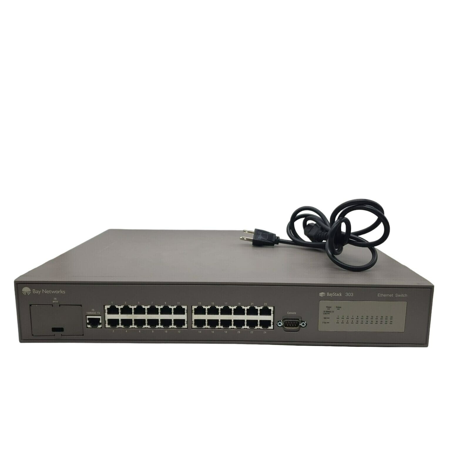 Bay Networks BAYSTACK 303 24 PORT ETHERNET Switch