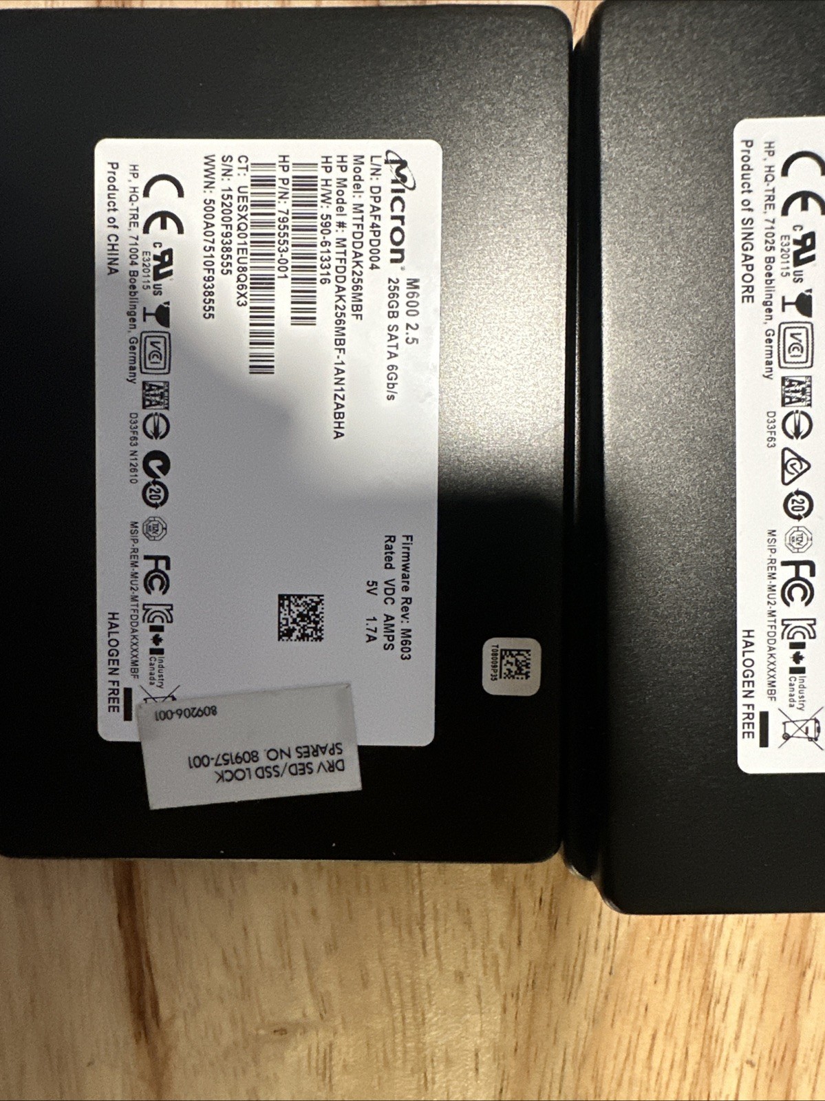 EUC MICRON M600 2.5 256GB SATA 6Gb/s Opal2 Internal Hard Drive MTFDDAK256MBF