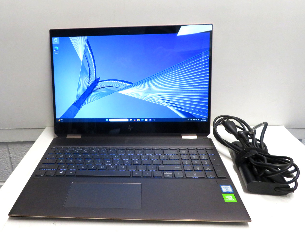 HP Spectre 15 x360 2019 4K TOUCH i7-8565U 1.80GHz 16GB 512GB SSD NVIDIA MX150