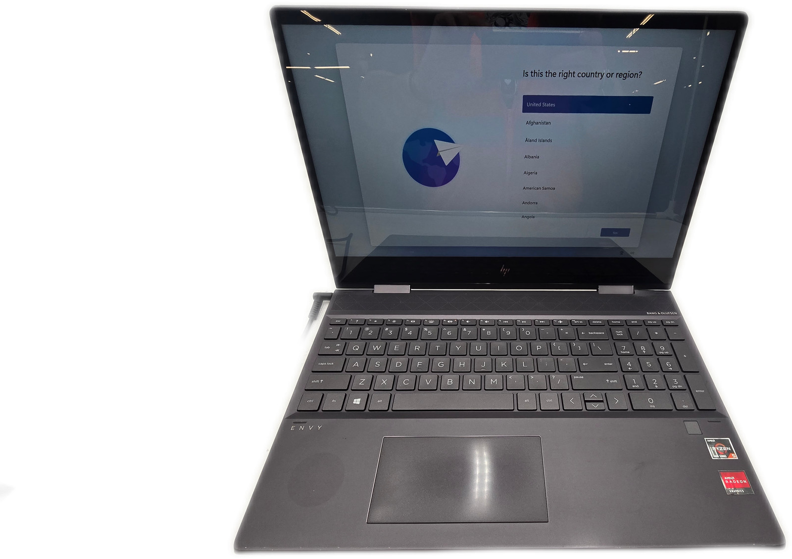 HP Envy x360 15z-ds100  Ryzen 5 4500U 16GB 256GB SSD Windows 11 Home