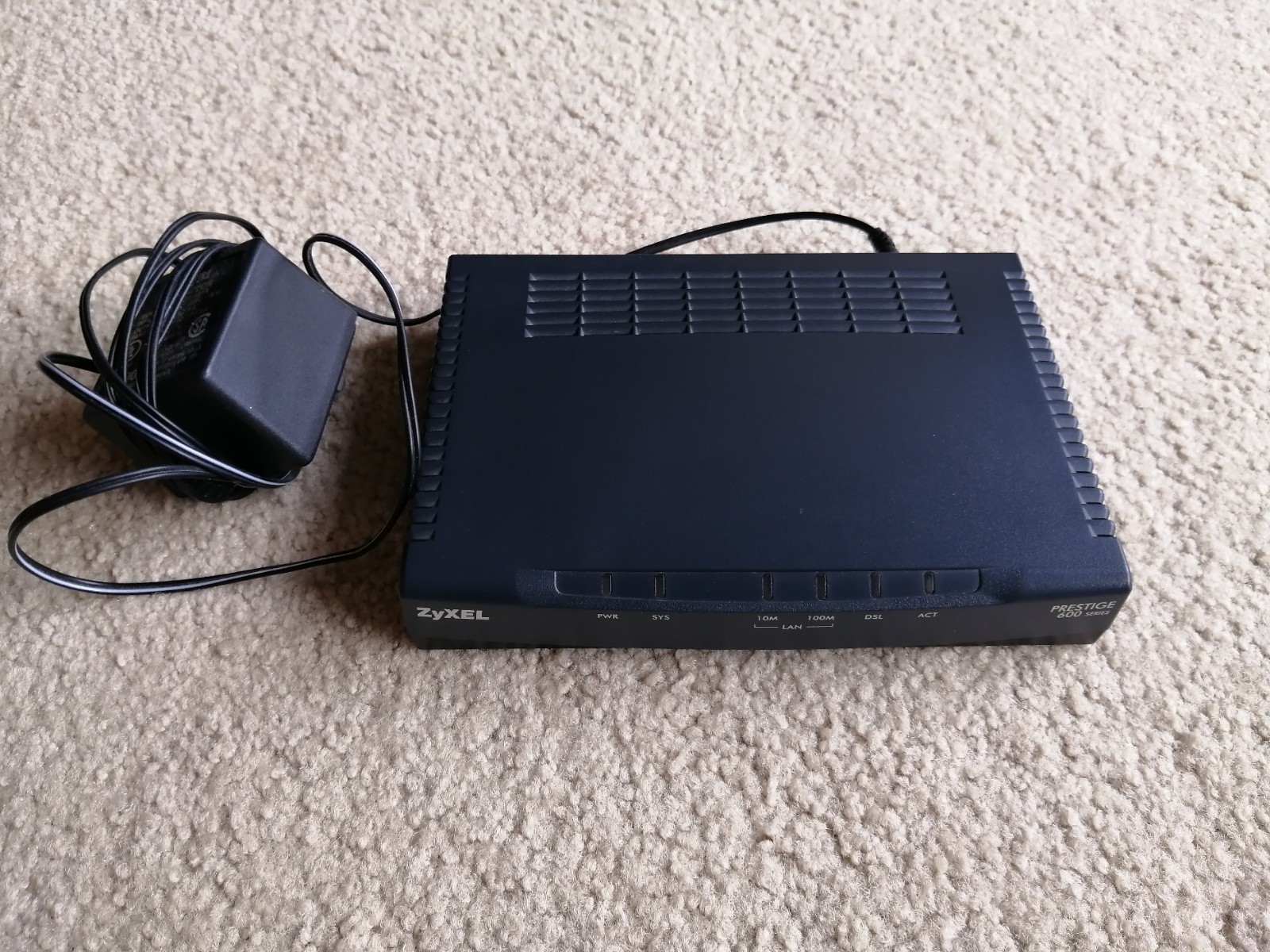 ZyXel Prestige 645 Multi-Mode ADSL 100Mbps Bridge/ Wired Router