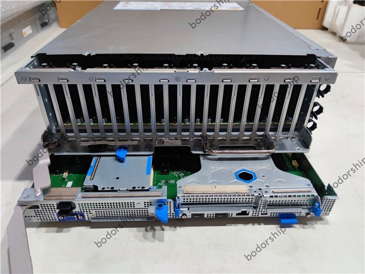 Quanta D52G-4U Server 24X2.5"（8xNVME）With 4X1600W Support LGA3647 CPU,10 pcs GPU