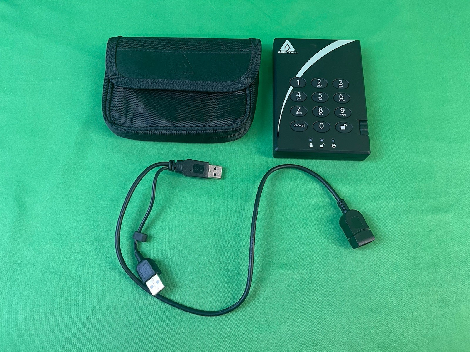 Apricorn Aegis Padlock 3 1TB USB 3.0 External Hard Drive A25-3PL256-1000 TESTED