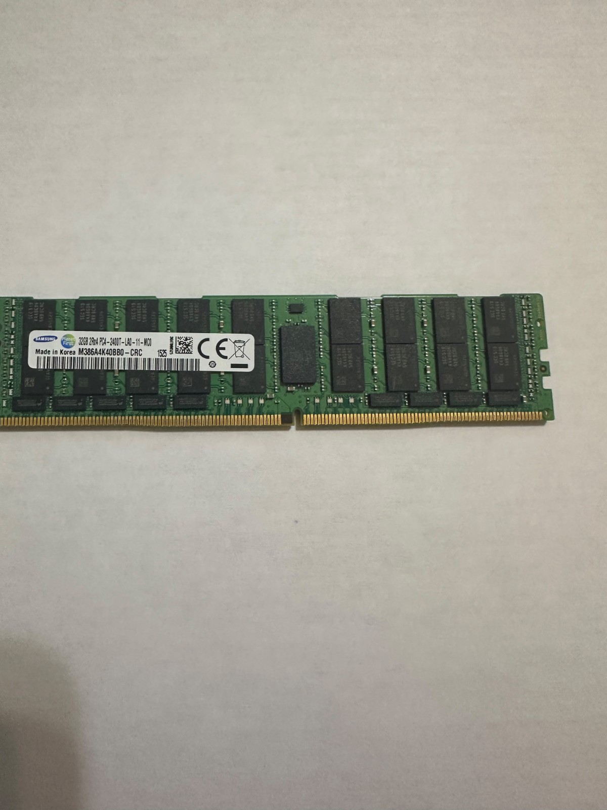 Samsung 32GB DDR4-2400 ECC LRDIMM 2Rx4 M386A4K40BB0