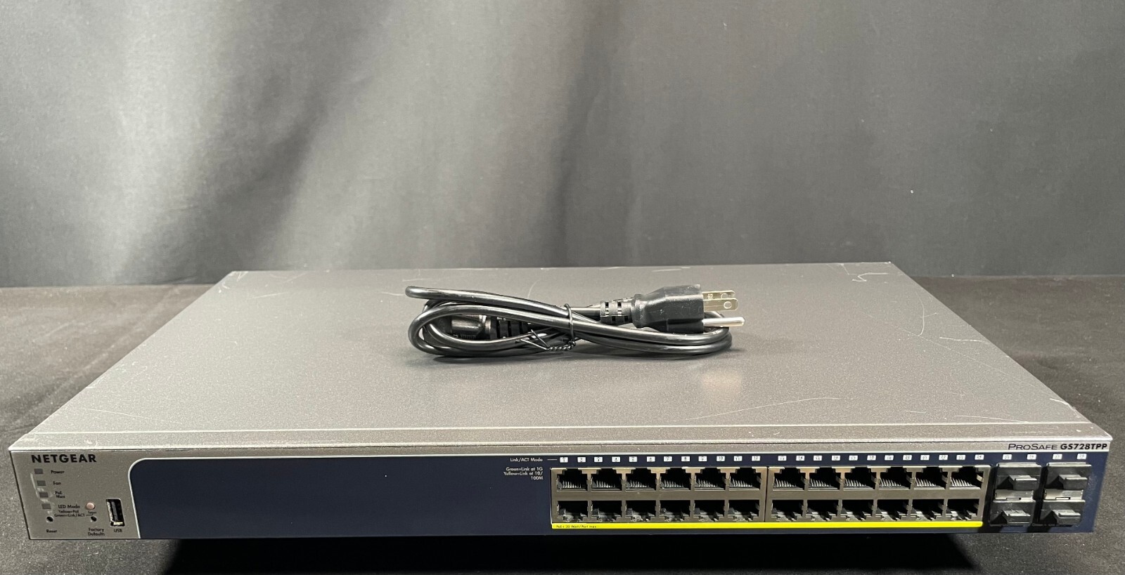Netgear GS728TPP Gigabit PoE+ Smart Managed Switch – High-Power 384W Budget