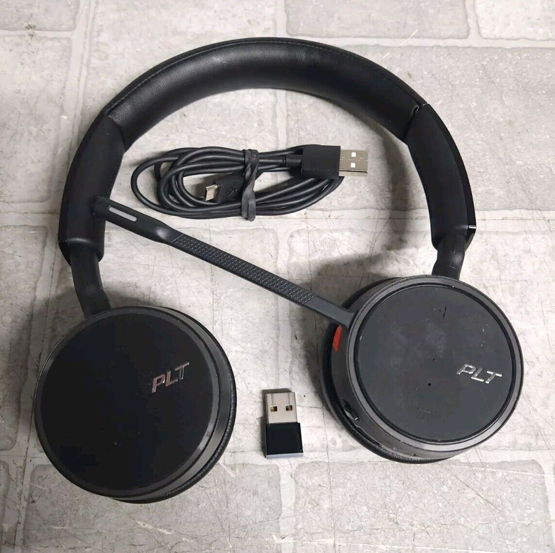 Plantronics Voyager PLT B4220T Wireless Headset