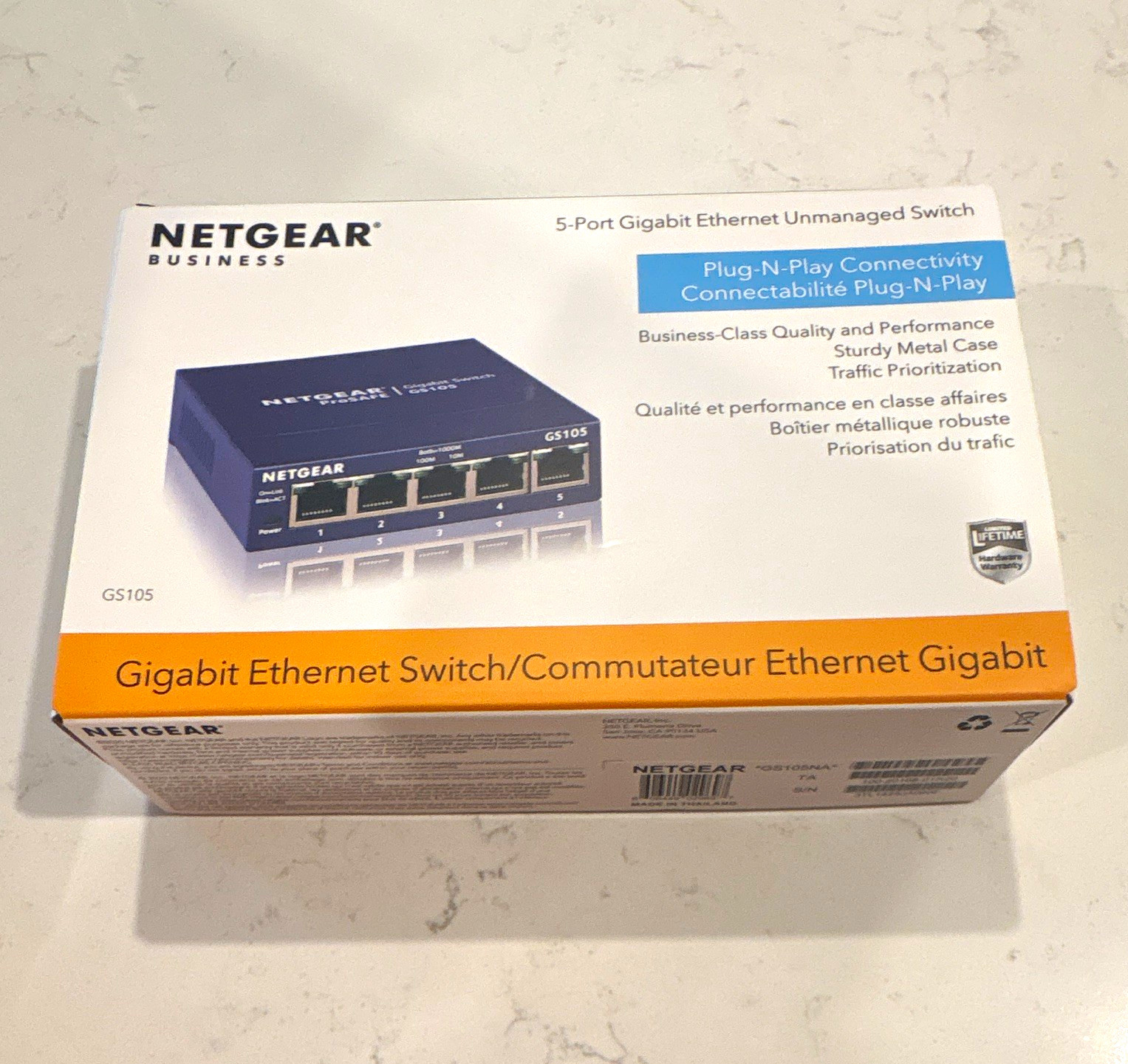 NETGEAR ProSAFE GS105v5 5-Port Gigabit Unmanaged Layer 2 RJ-45 Switch