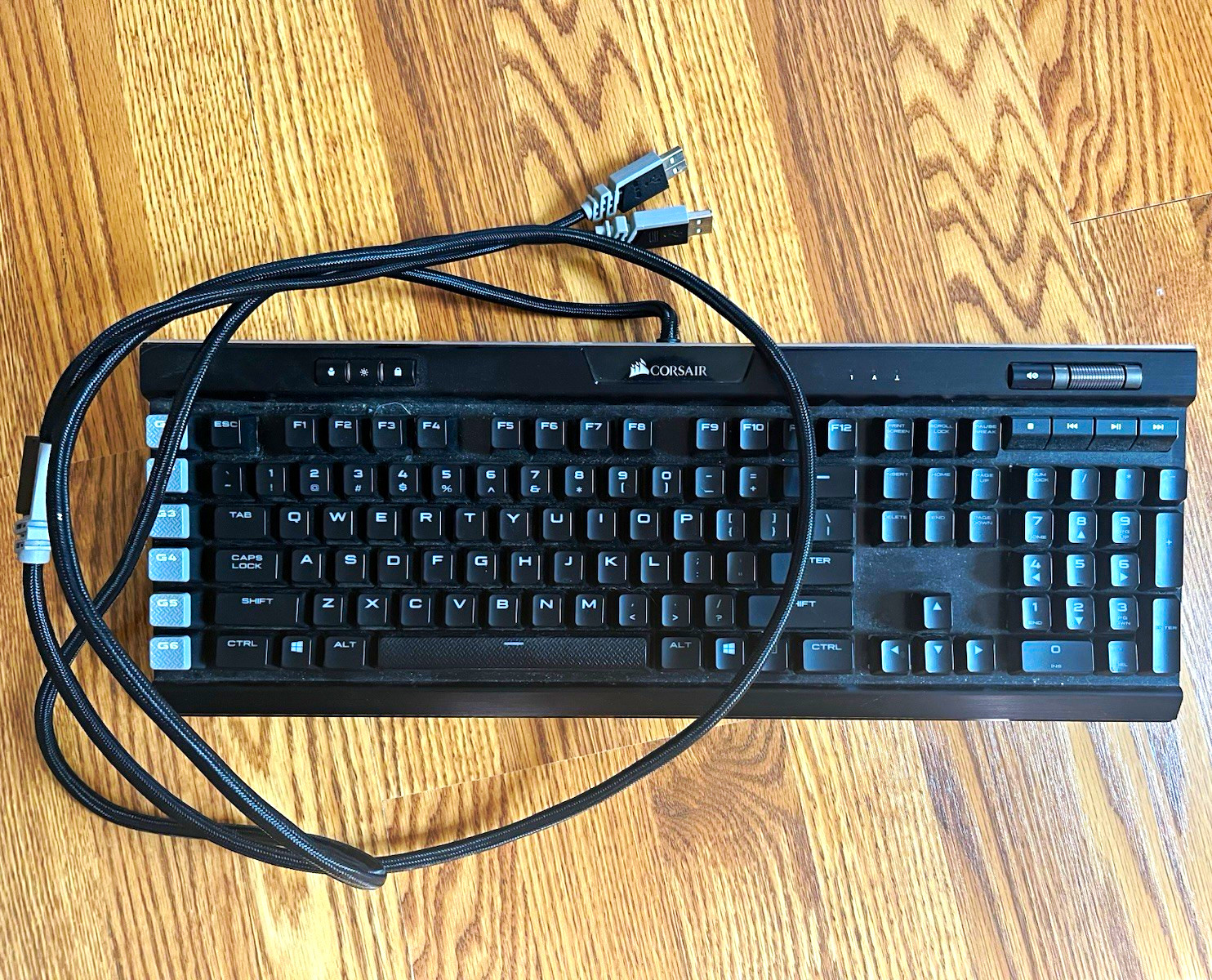 Corsair K95 RGB Platinum Illuminated Wired USB Gaming Keyboard Black, EN QWERTY