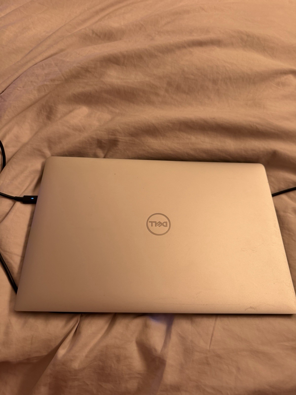 XPS 15 9570