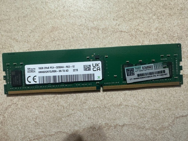 HYNIX  HMA82GR7DJR8N - XN   3200AA    16GB 288 Pin RDIMM DDR4 Memory