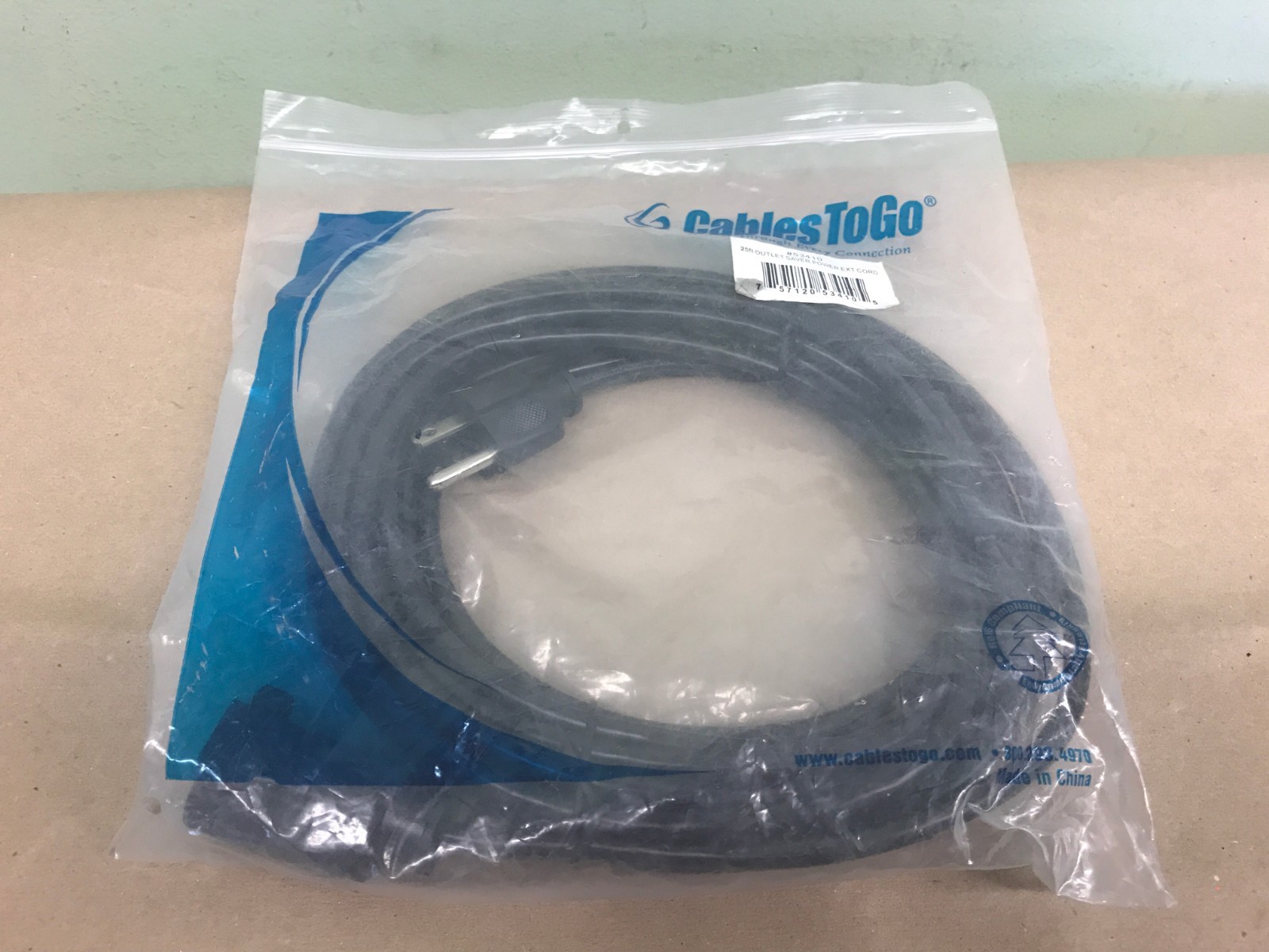 C2G 53410 25FT 18 AWG OUTLET SAVER POWER EXTENSION CORD (NEMA 5-15P TO NEMA 5...