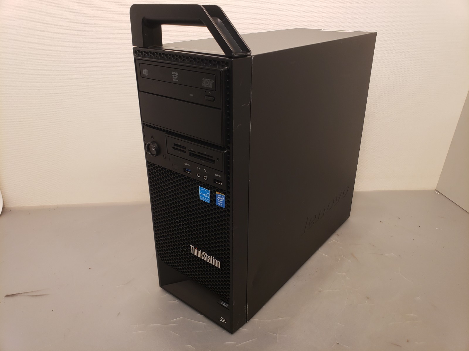 Lenovo ThinkStation S30 Xeon E5-1620 3.7GHz 8GB Nvidia K4000 480GB SSD Win10 Pro