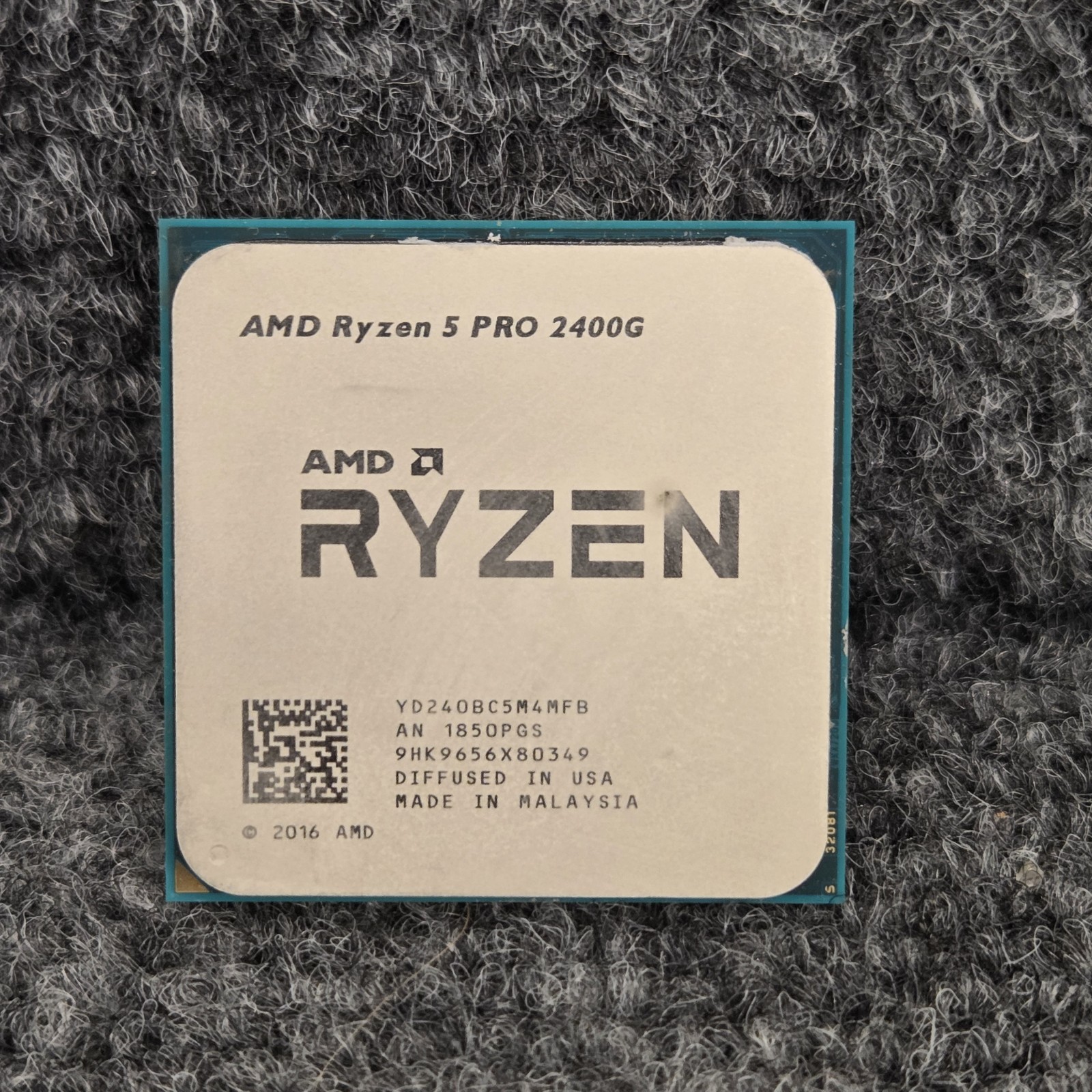 AMD Ryzen 5 PRO 2400G 3.6GHz Quad-Core 8-Thread AM4 CPU Processor