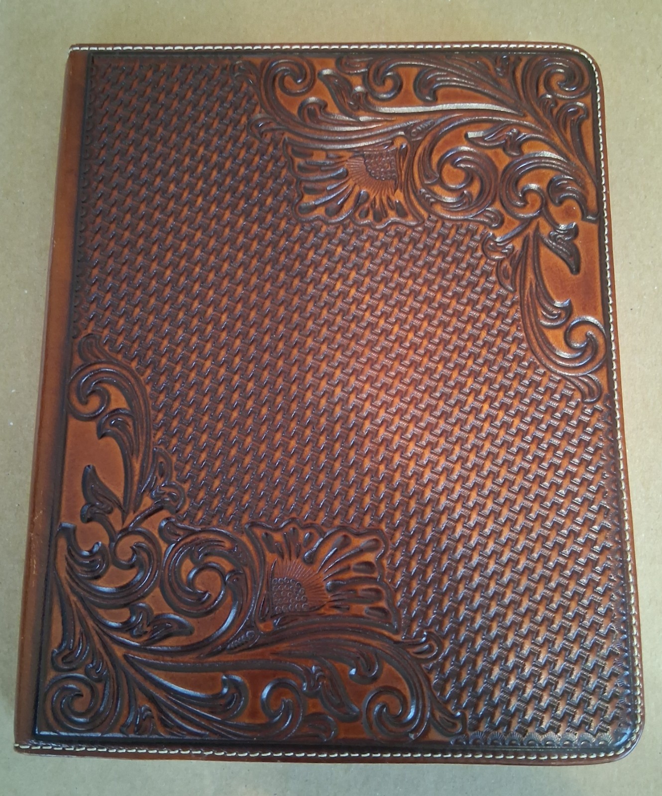 Nacona Genuine Leather Tablet Case