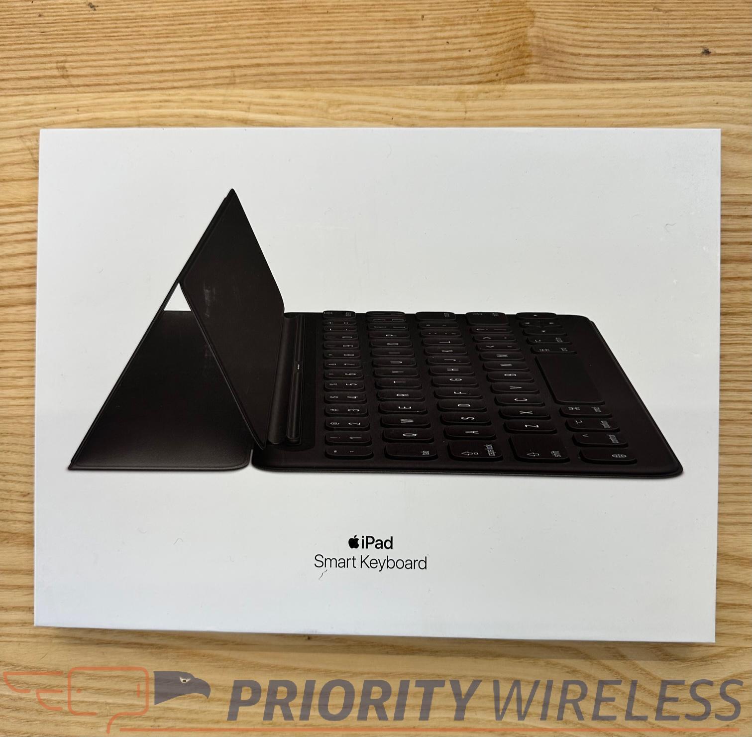 Apple iPad Pro Smart Keyboard 10.5” - 7th 8th Gen Air 3 Open Box
