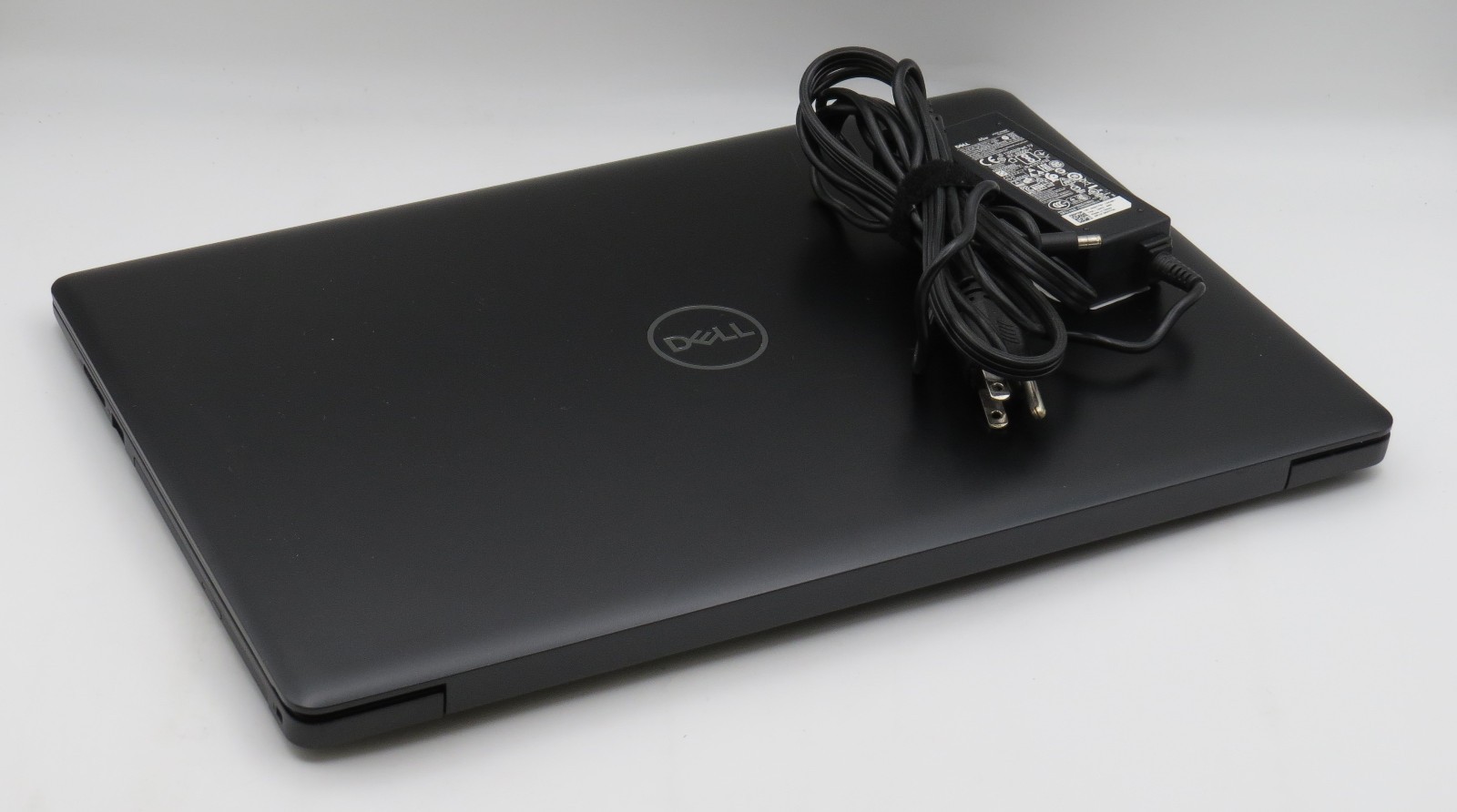 Dell Inspiron 15 | i3-8130U @ 2.2 GHz | 12GB DDR4 | 15.6" | No HDD/OS