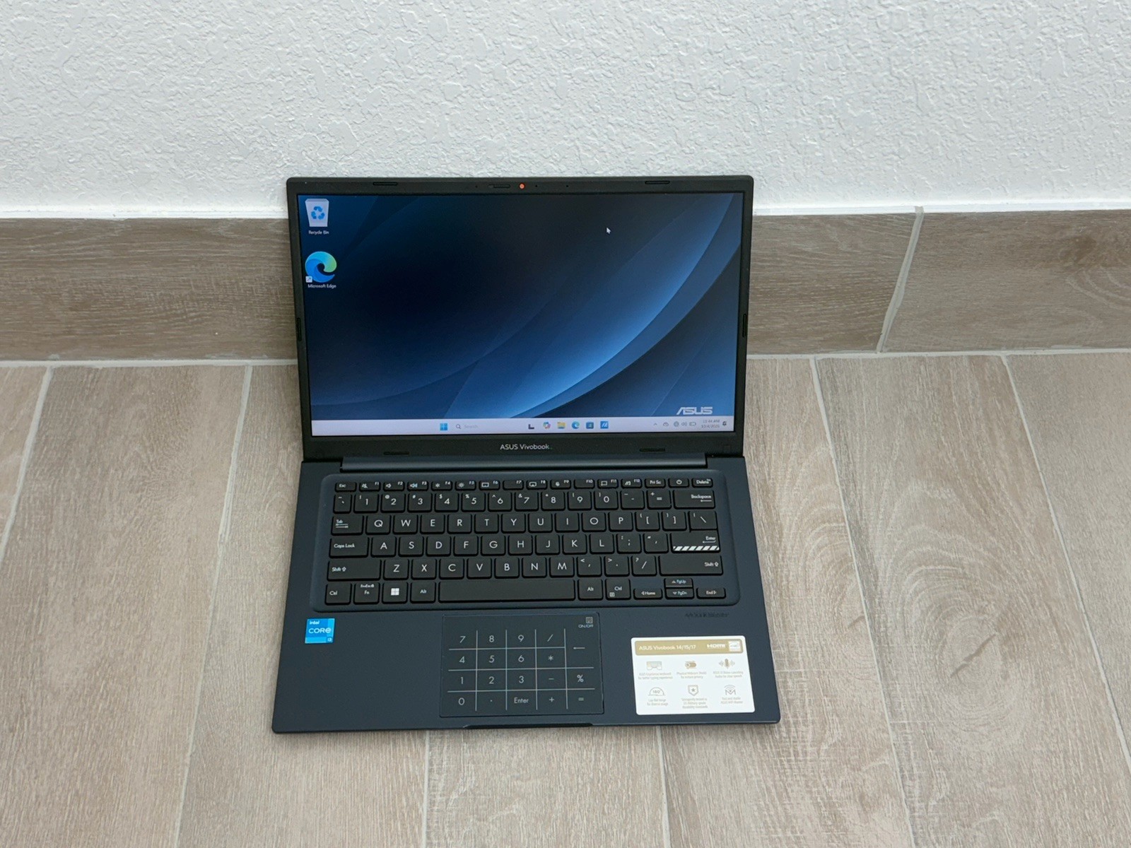 Asus Vivobook 14 X1404V 14" Laptop Core i3-1315U 8GB RAM 128GB NVMe SSD Win-11