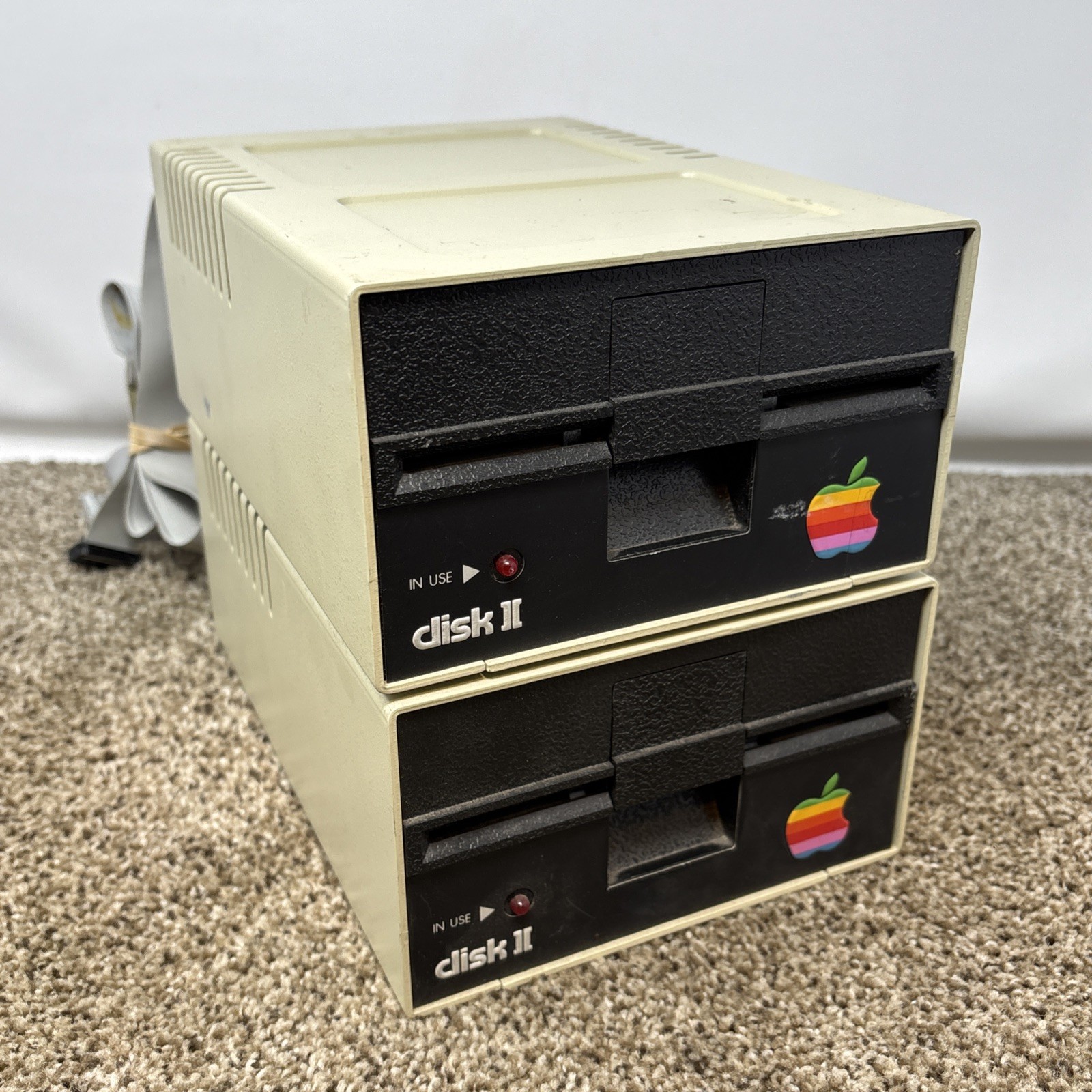Vintage Apple Disc II Floppy Drive A2M0003 Lot Of 2 FOR PARTS OR REPAIR