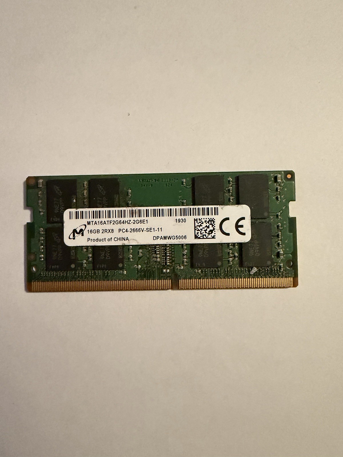 Micron 16GB DDR4-2666 PC4-21300 260-Pin SODIMM Laptop RAM MTA16ATF2G64HZ-2G6E1