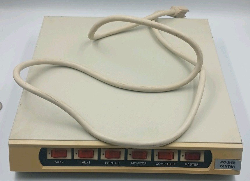 Vintage Power Tap SS-M 6M Computer Power Center Surge Protector TESTED WORKING