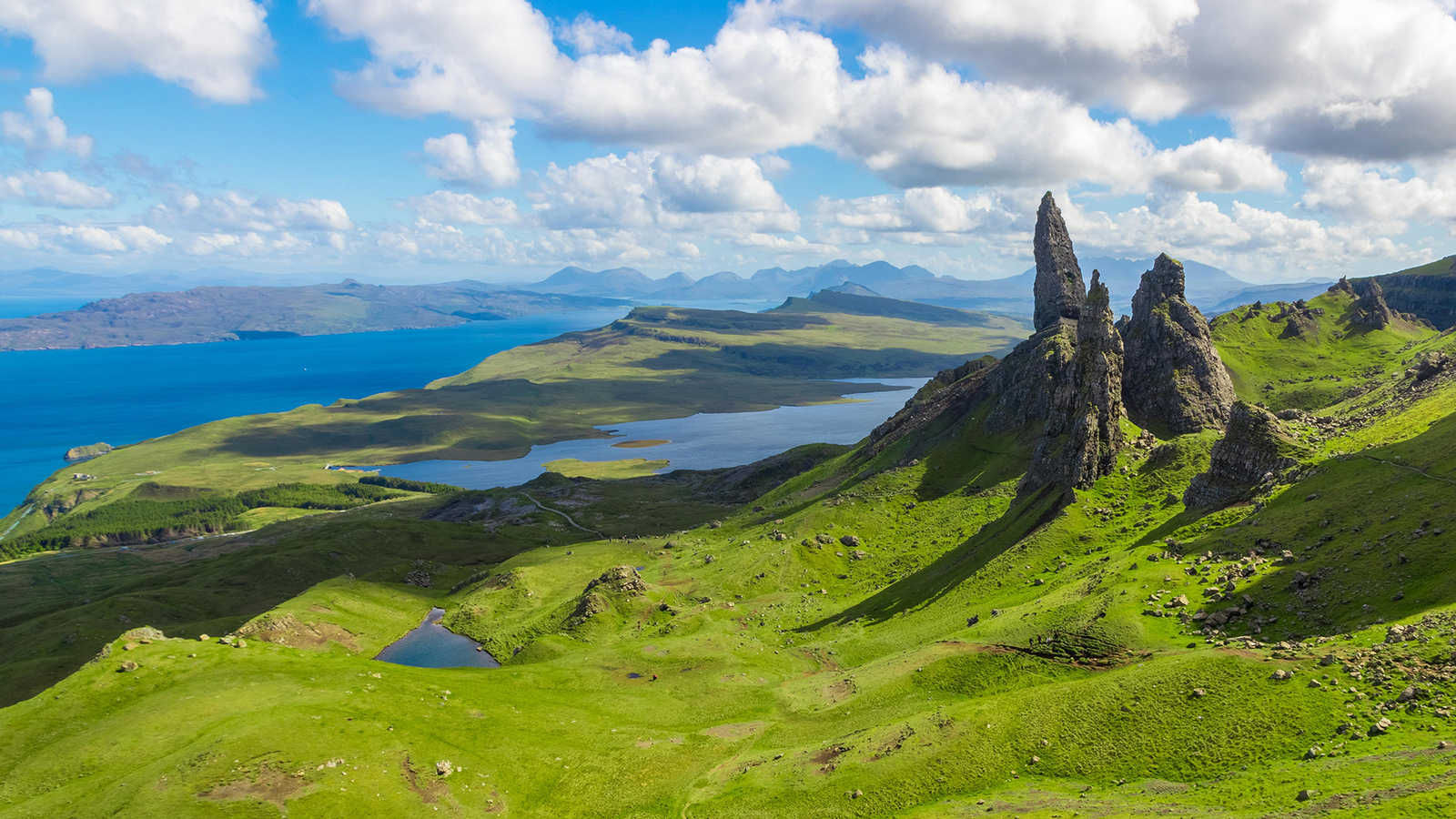 Landscape scotland rock formation old man of storr skye Custom Gaming Mat Desk