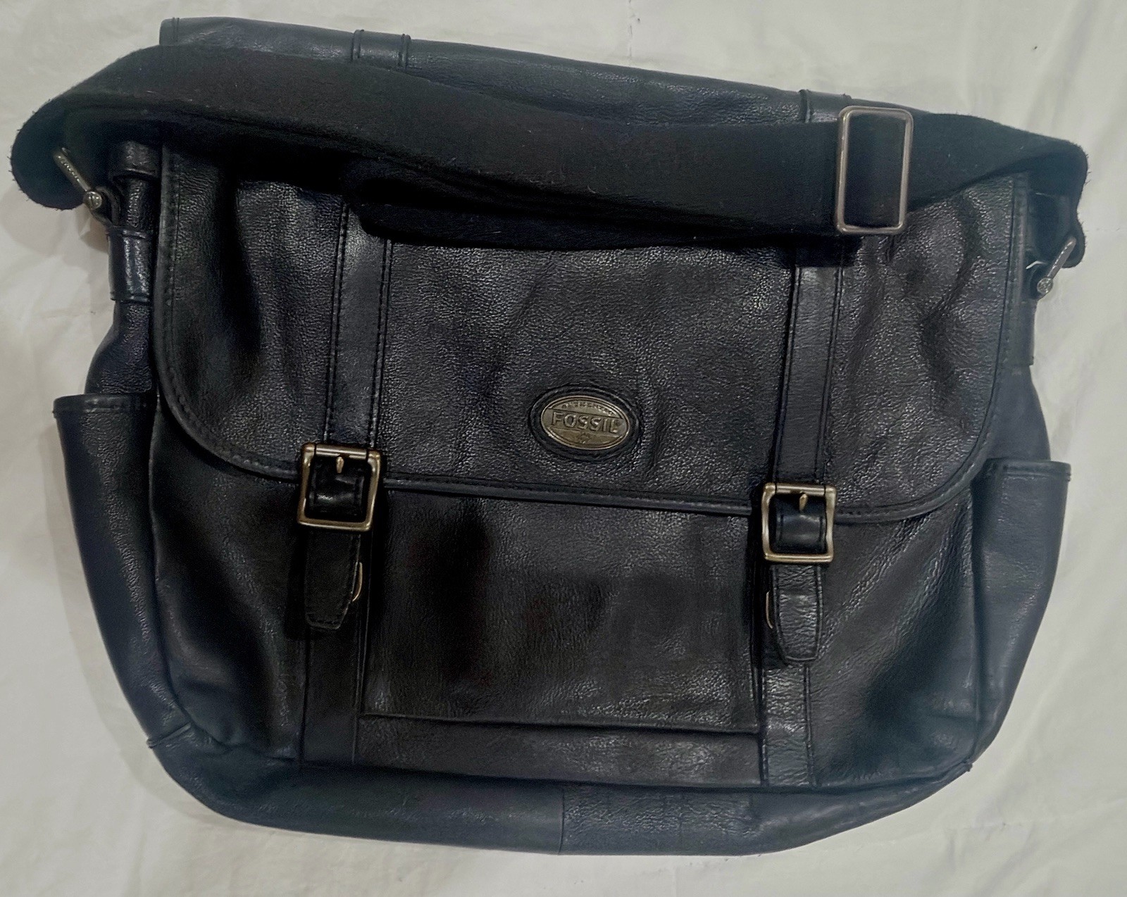 Fossil Black Leather Messenger Laptop Adjustable Shoulder Bag Brass Hardware