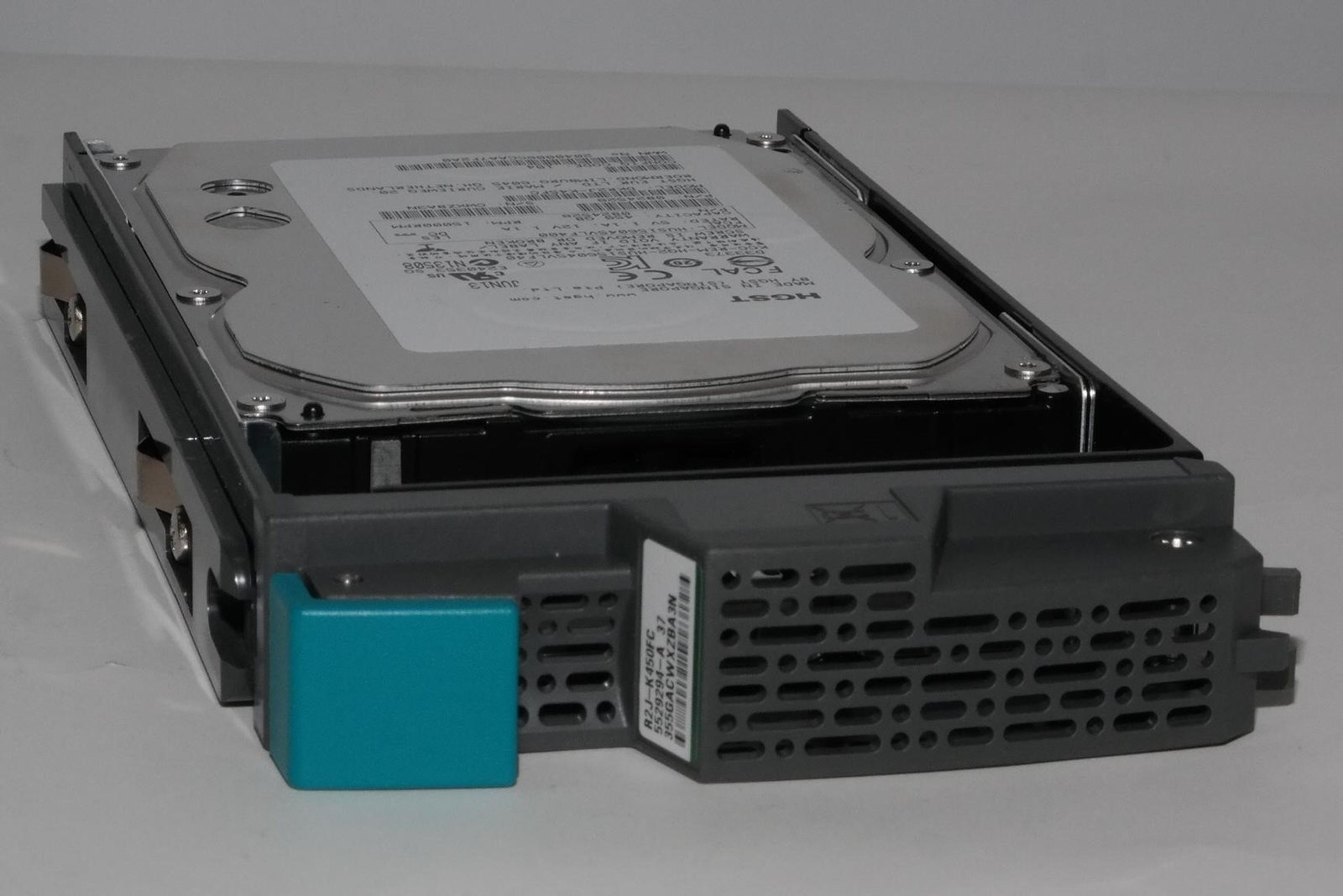 LOT 2X HGST HDD HUS156045VLF400 450GB 3.5" FC 15K 4GB DKR2J-K45FC R2J-K450FC
