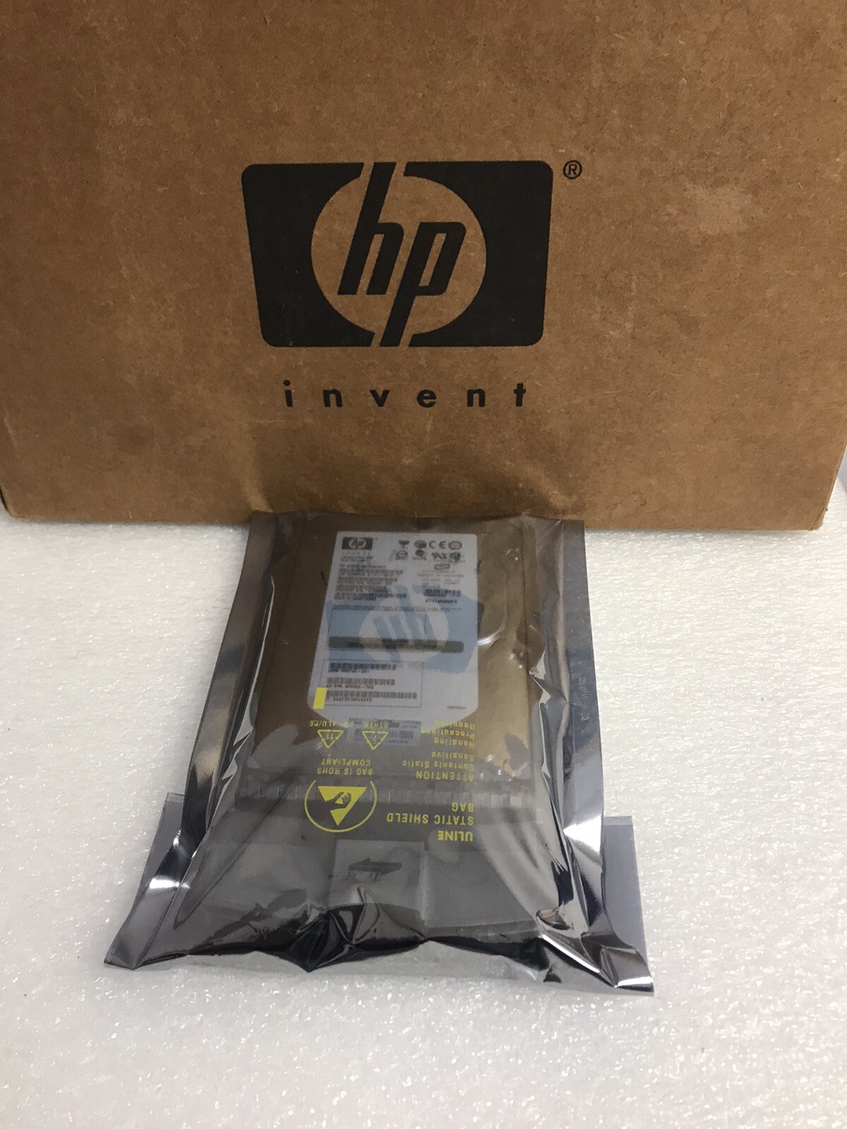 HP BF1465A477 404394-002 146GB 15K 3.5" FIBRE CHANNEL HARD DRIVE 9Z2004-044