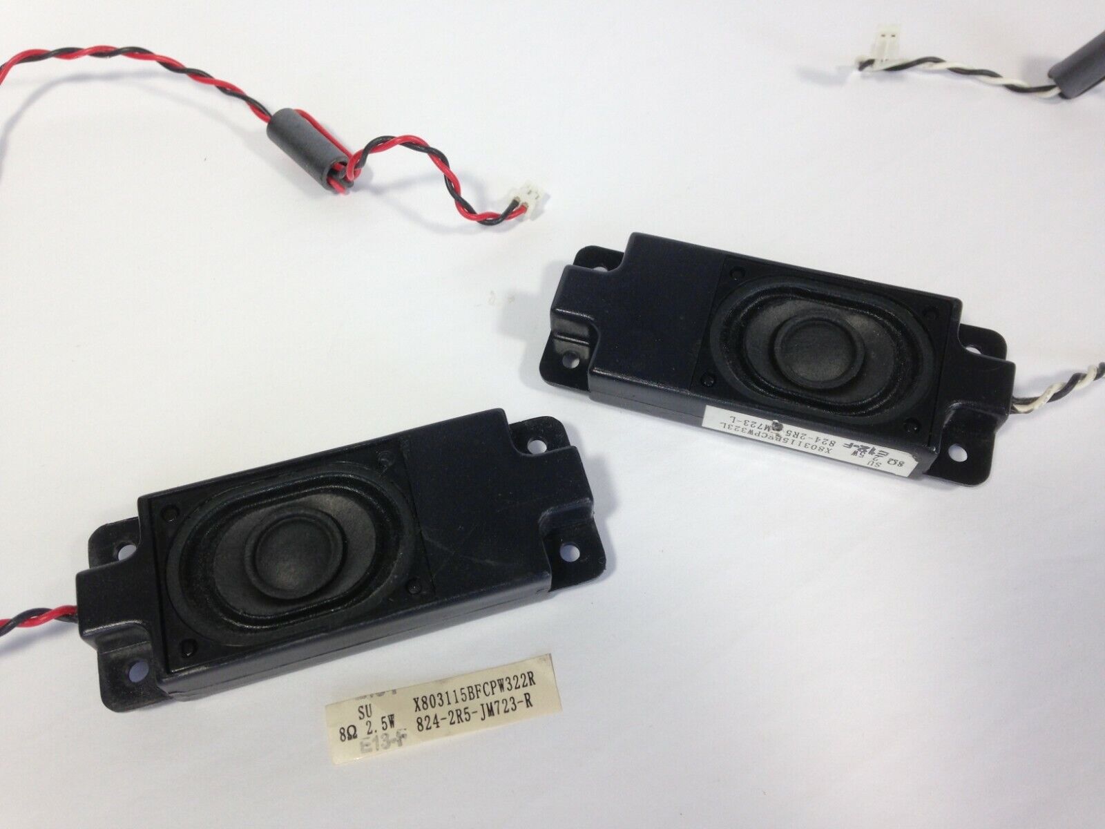 Pair of Small Internal Speakers from a Computer Monitor - 8 Ohms / 2.5 W
