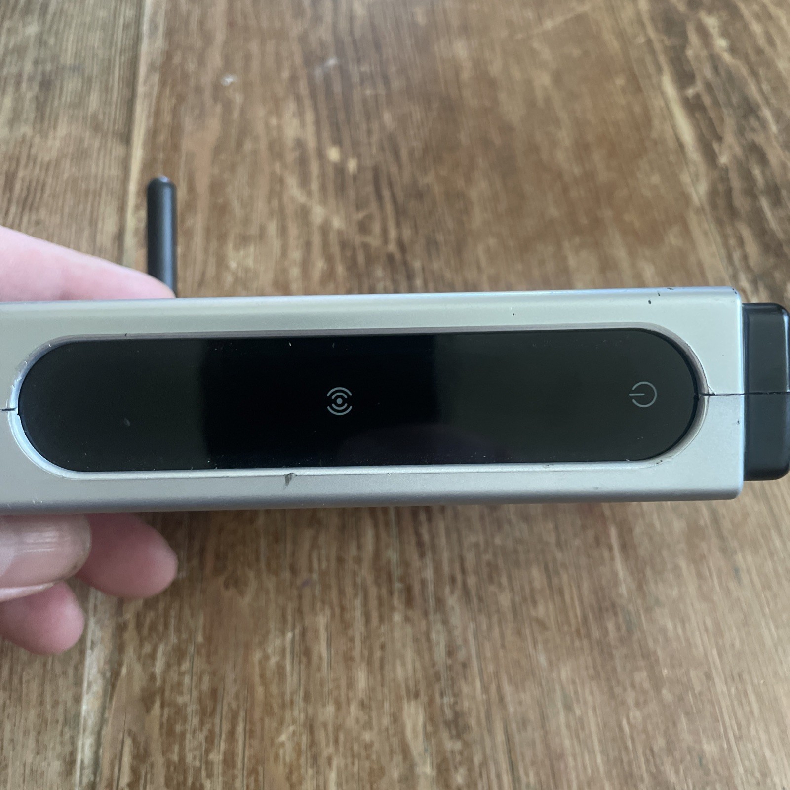  TRULink 29355R - UWB Wireless VGA Device Adapter