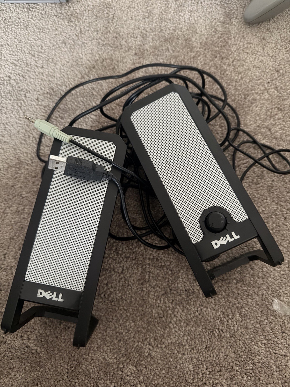 Dell A225 USB Powered Wired 2.0 Channel Computer Speakers Black 3.5mm Jack