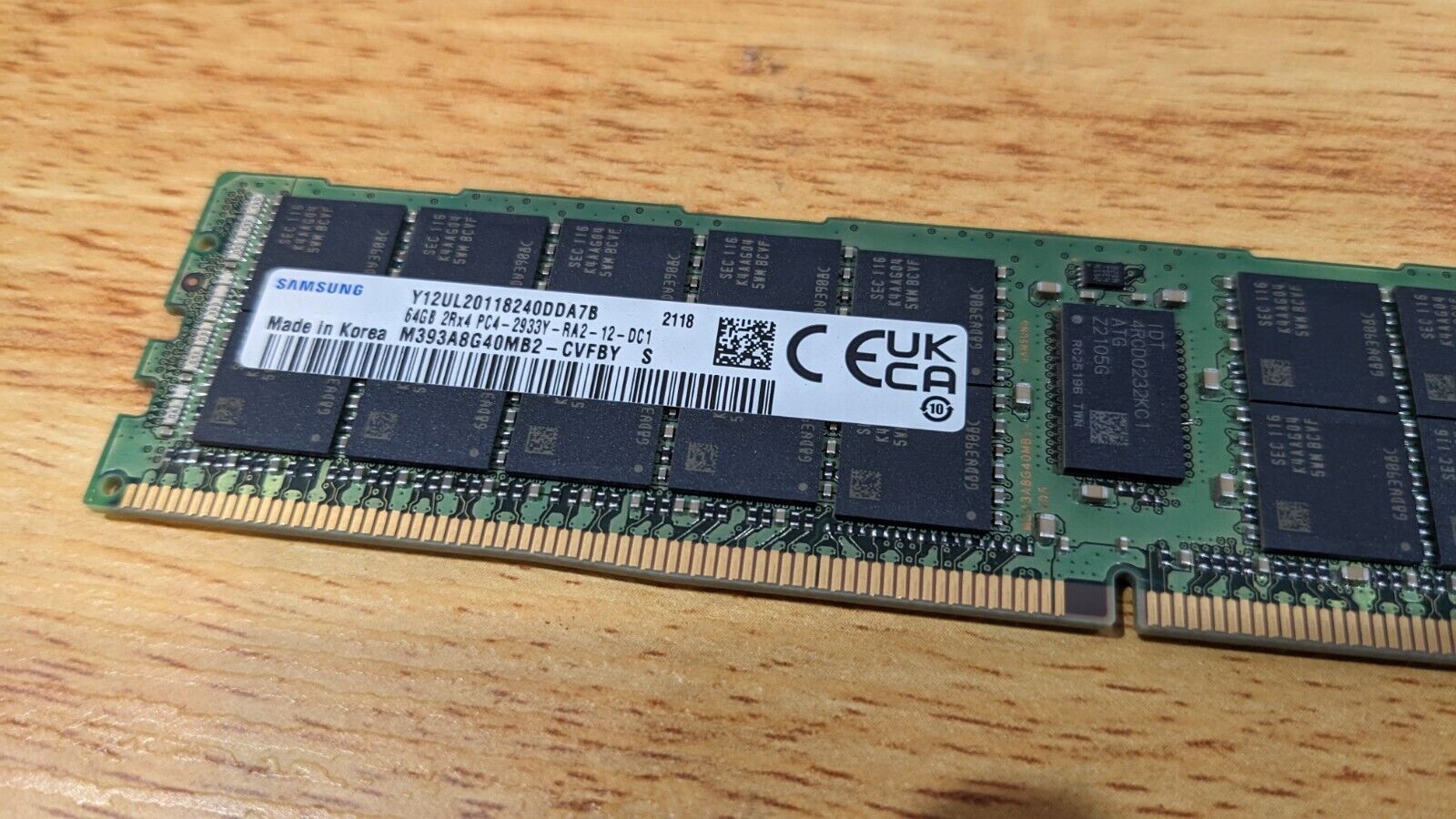 Samsung 64GB DDR4 2933MHz ECC 2Rx4 Enterprise Server Memory M393A8G40MB2-CVFBY