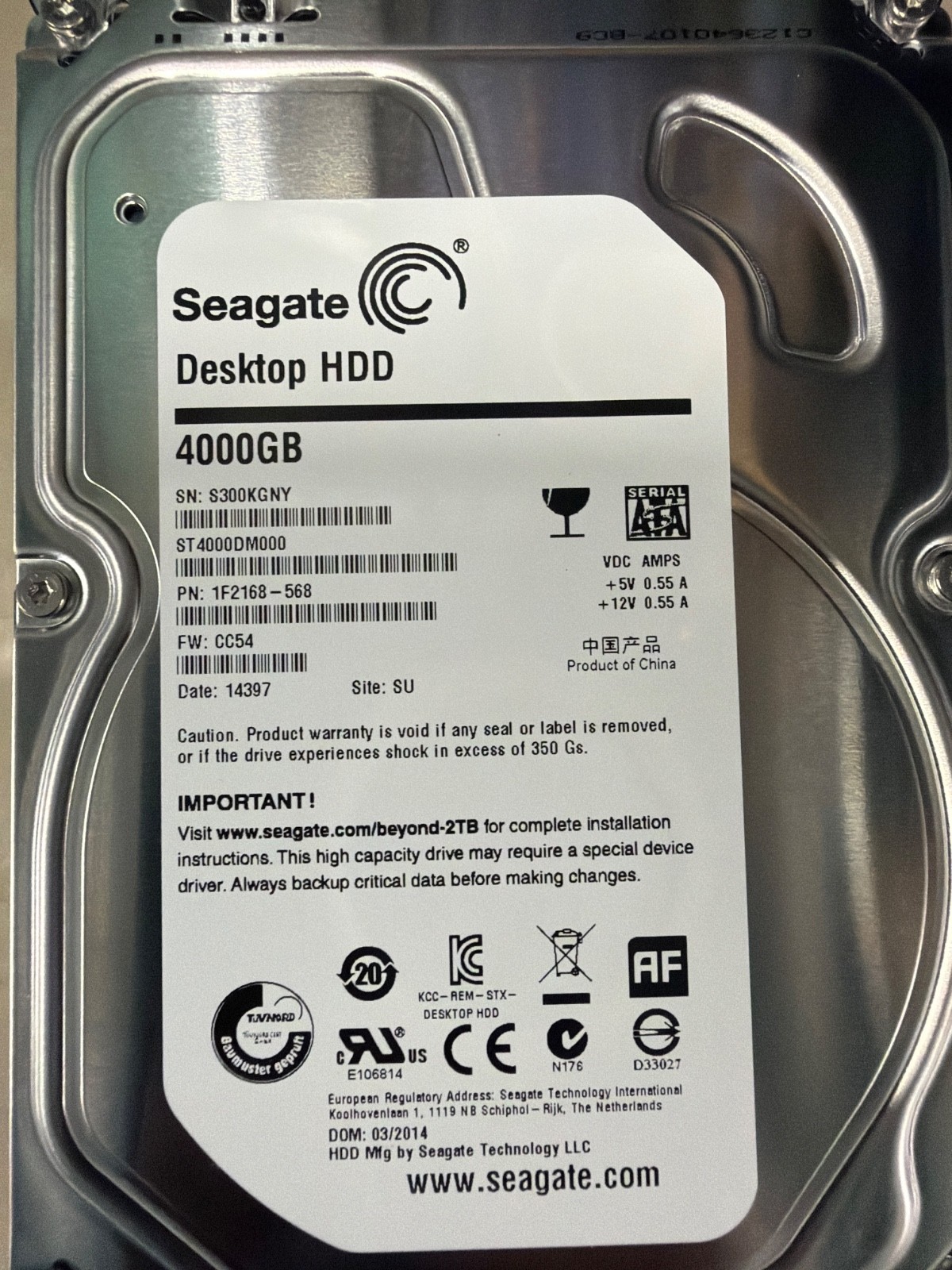 ST4000DM000 P/N: 1F2168-568 F/W: CC54 S/N: s300kgny THAILAND SEAGATE
