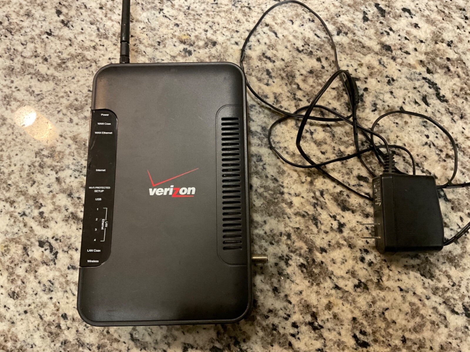 Westell A90-9100EM15-10 UltraLIne Series 3 Router 9100 Wireless Verizon 9100EM