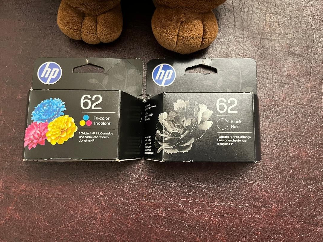 HP62 (Black+ Tri-color) Ink Cartridge C2P06AN Genuine OEM EX12/2027