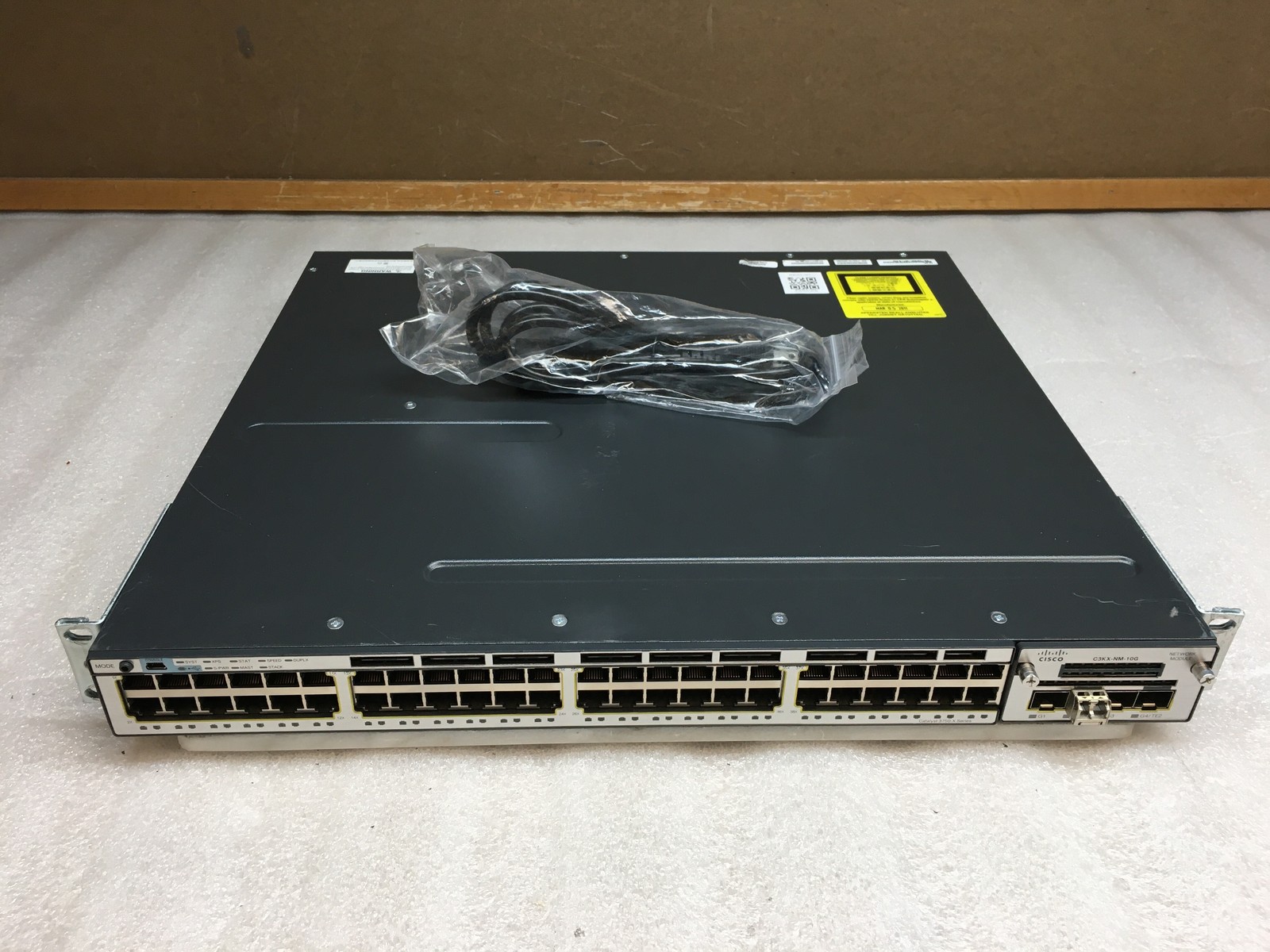 Cisco Catalyst 3750-X WS-C3750X-48T-S With C3KX-NM-10G and DUAL C3KX-PWR-350WAC