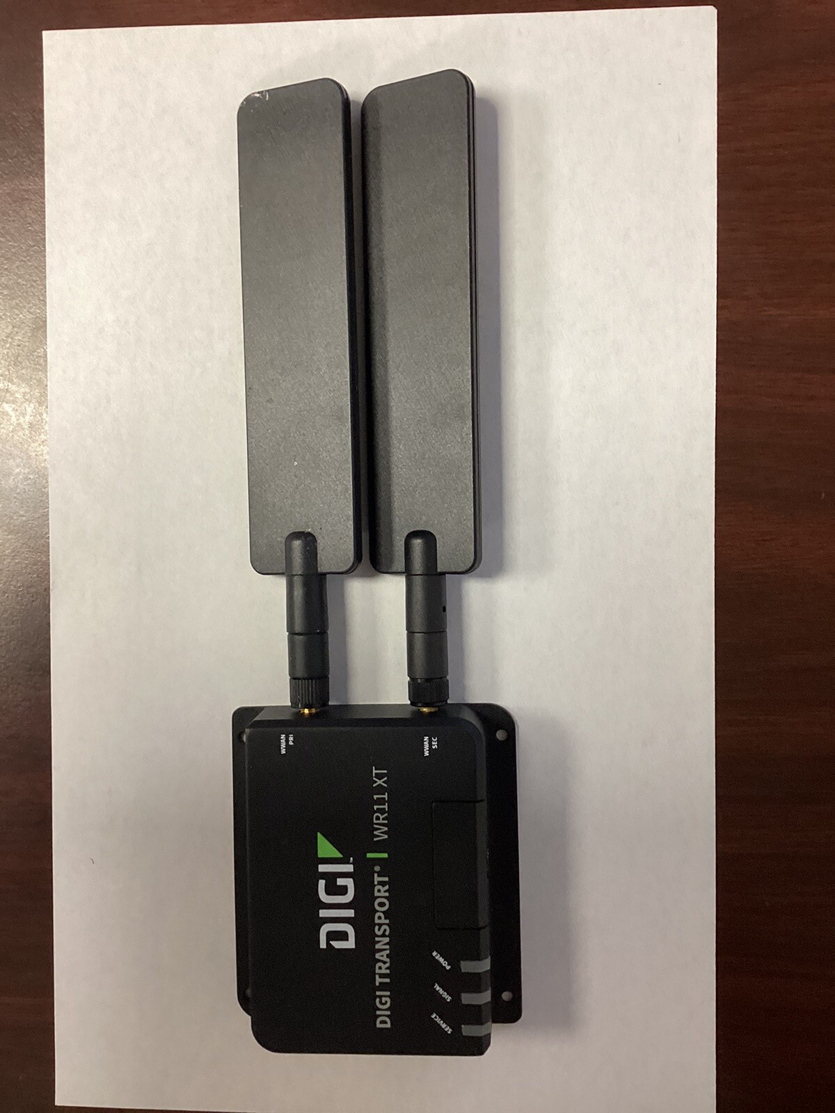 DIGI Transport WR11XT WR11-M600-DE1-XB with Antennas and Power Cord LTEAMER (E4)
