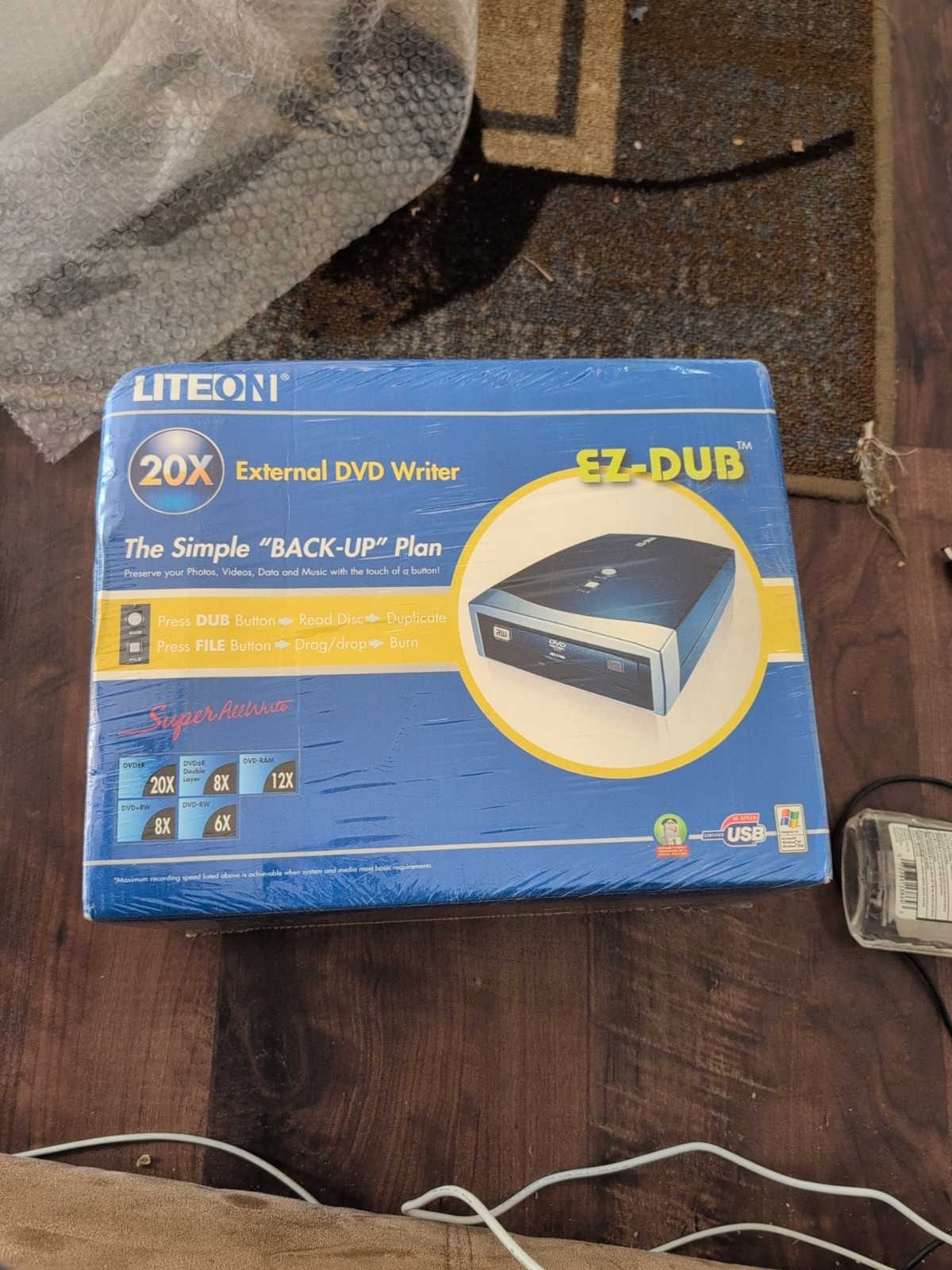 LiteOn SHW-160P6SU06C 16X EXTERNAL DVD + -RW DRIVE EZ-DUB - NEW SEALED