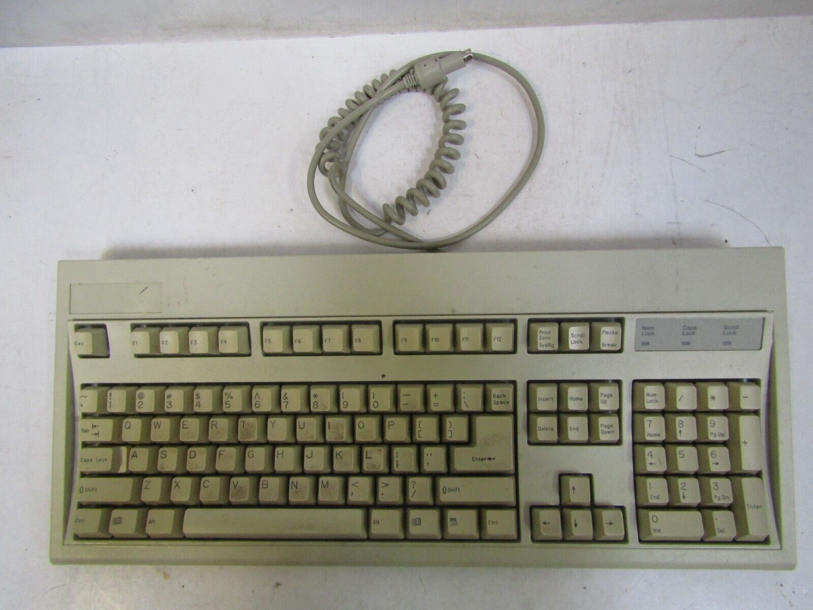 Keytronic E03601 E03601QUS201-C Vintage Wired Keyboard - Untested
