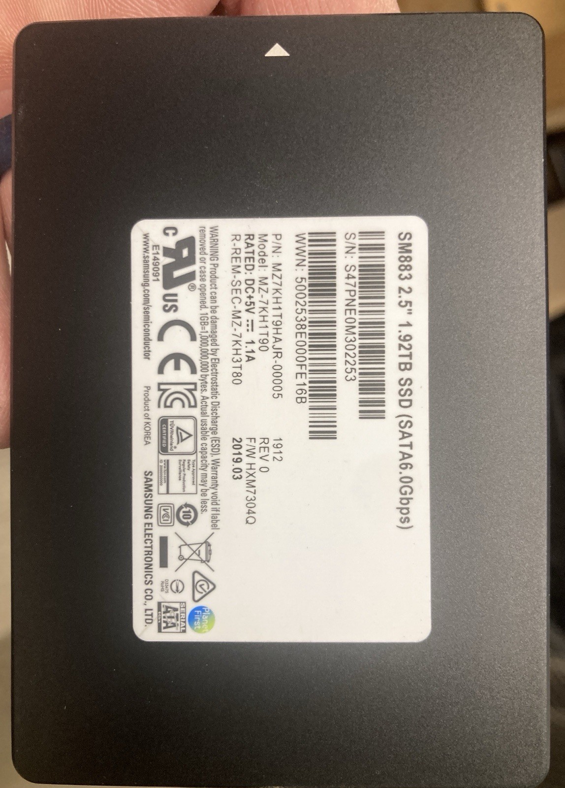 2 x Samsung SM883 1.92TB 2.5" SATA III MZ7KH1T9HAJR-00AHW HXM7404Q MZ-7KH1T90