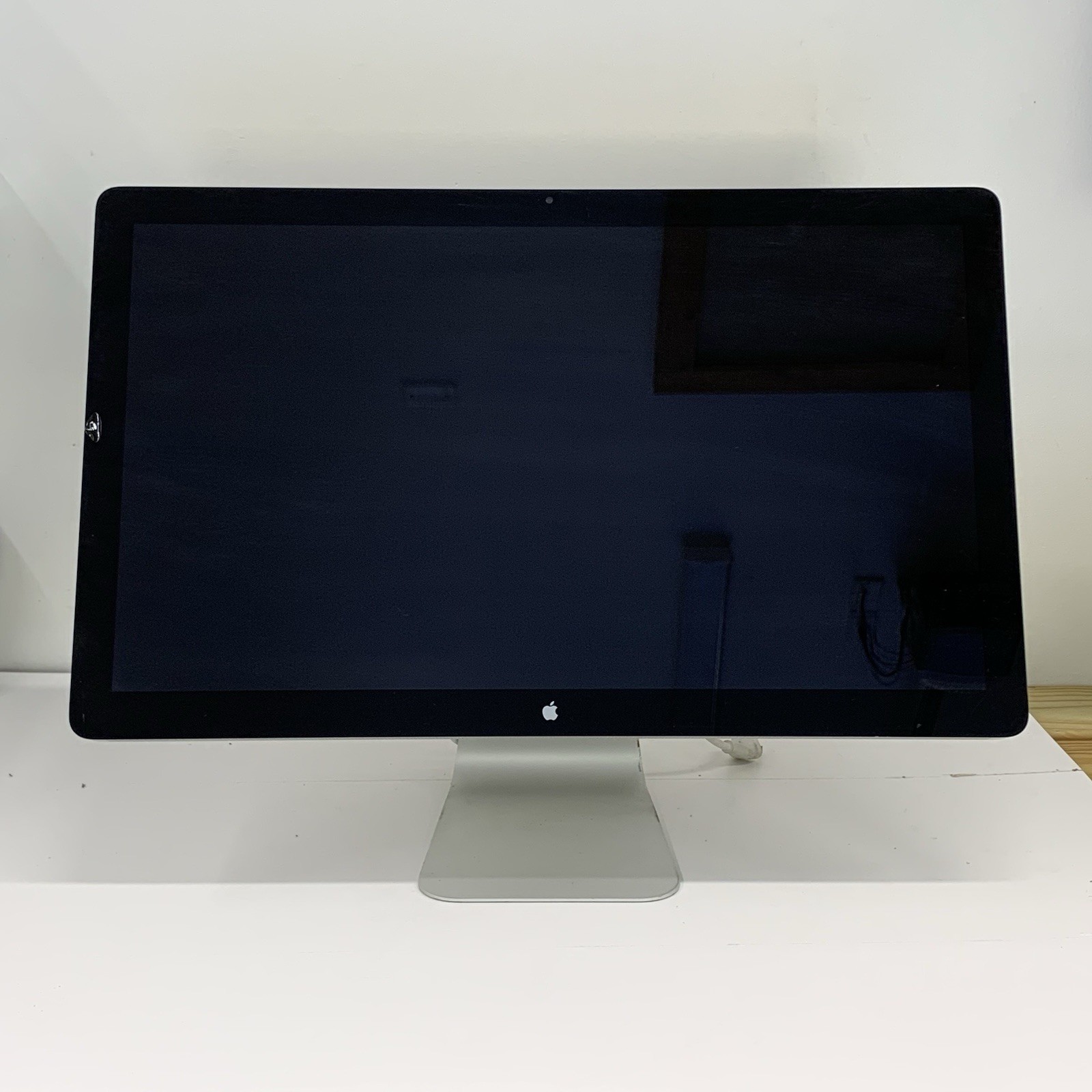 Apple Thunderbolt Display 27" A1407 Widescreen LCD Monitor 2560x1440 READ DESCRI