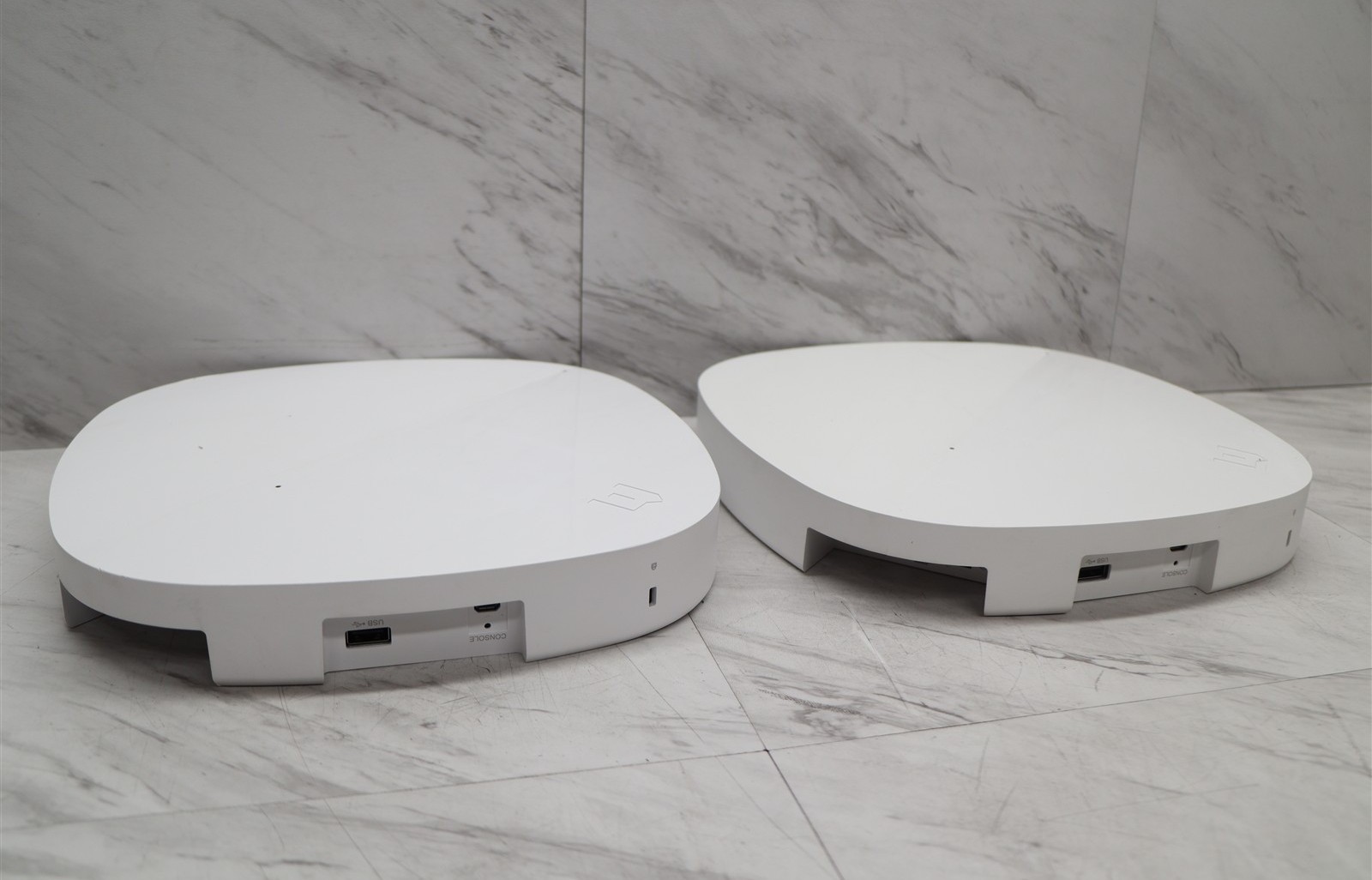 2 LOT - Extreme Networks AP5010-WW 6E Wireless Access Point - Works w/ Zigbee