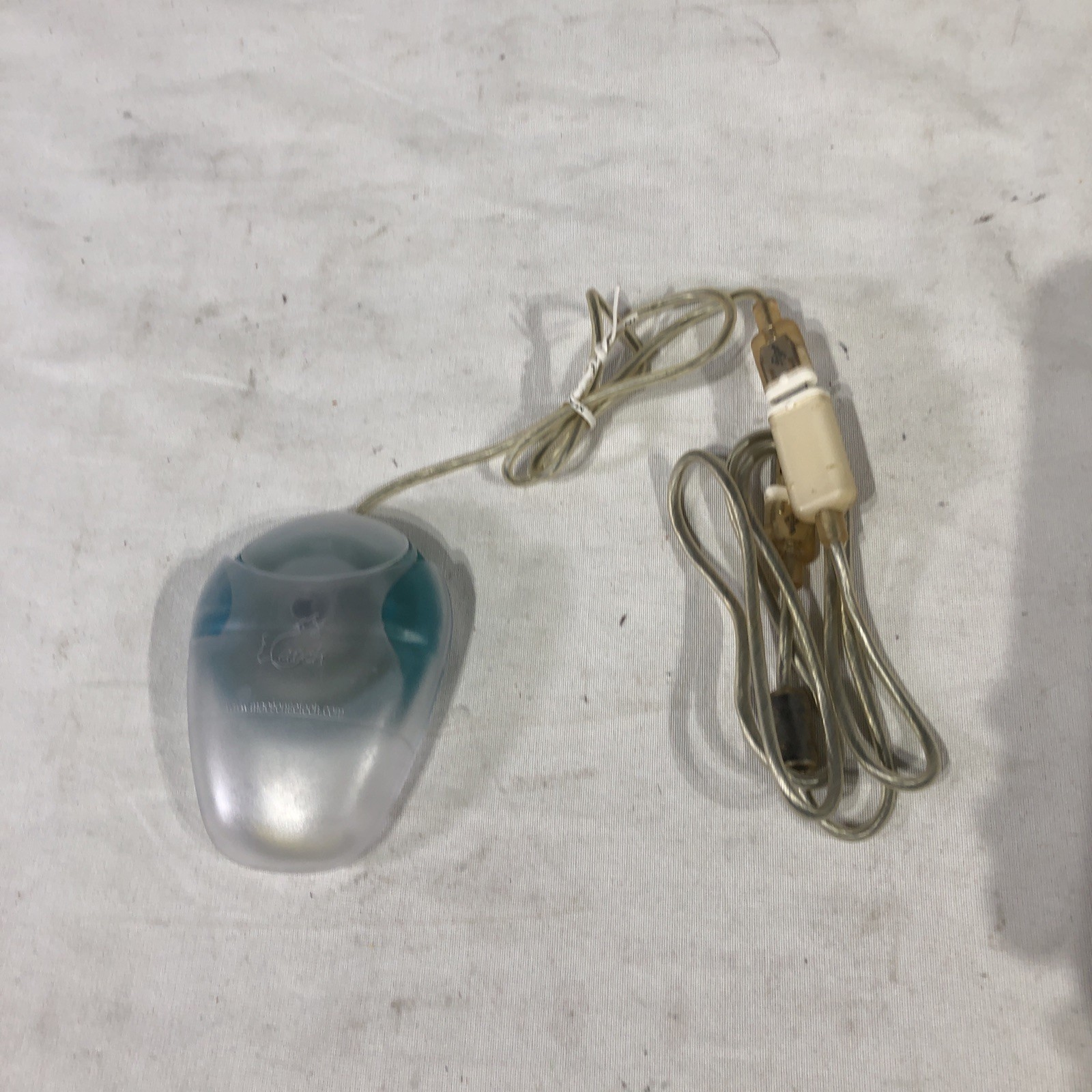 Vintage Original Genuine Apple USB Mouse Hockey puck Mouse, Blue M4848