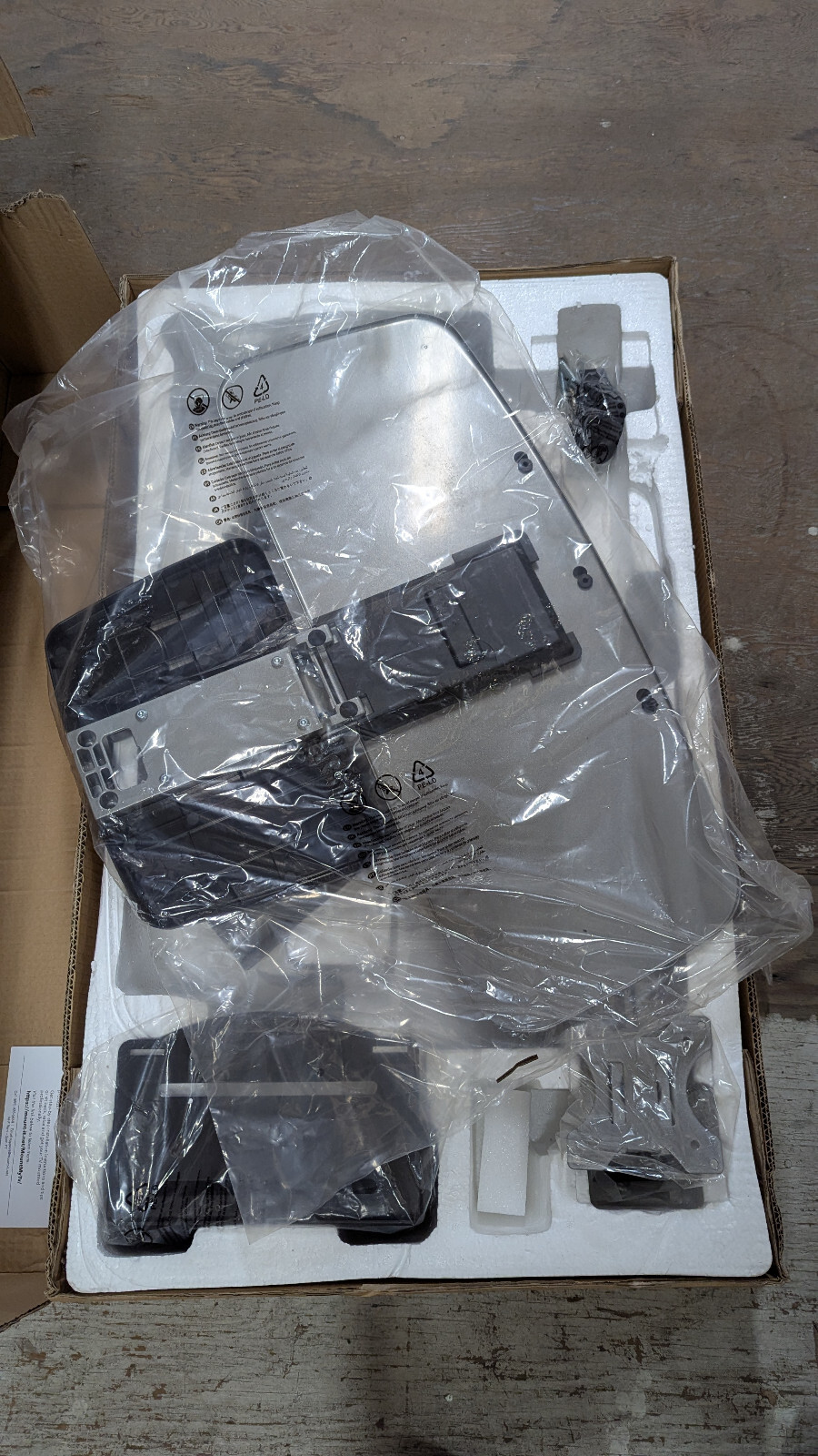 Mount-It	sit/stand workstation wall monitor mount	MI-7905